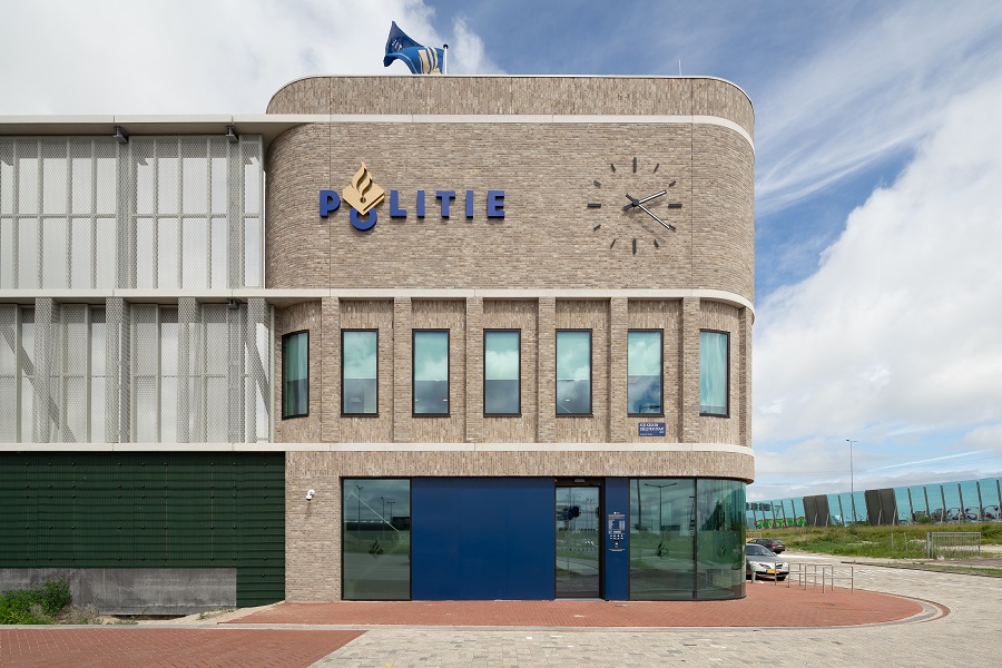 Mitchell-van-Eijk_Politiebureau_Oost-Zeeburg-4 - 15klein